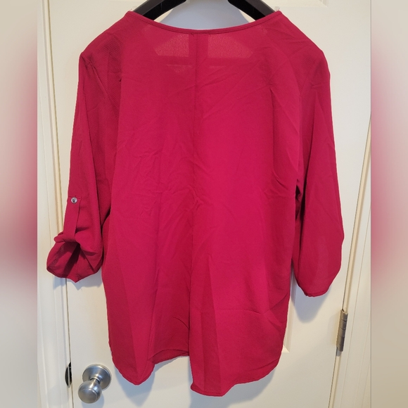 Gorgeous red pearl neckline blouse - Picture 2 of 2